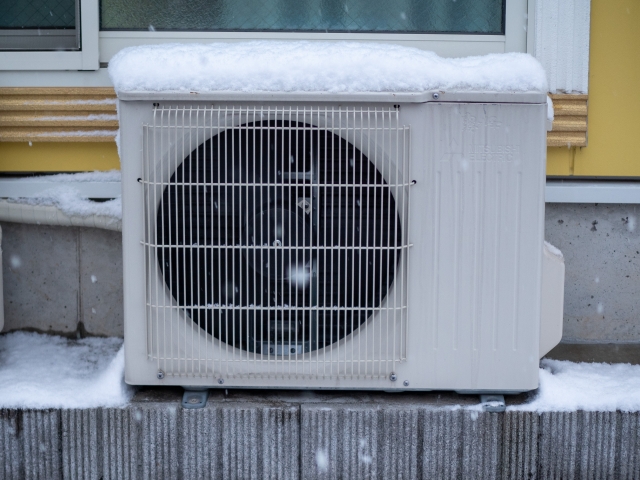 雪 室外機
